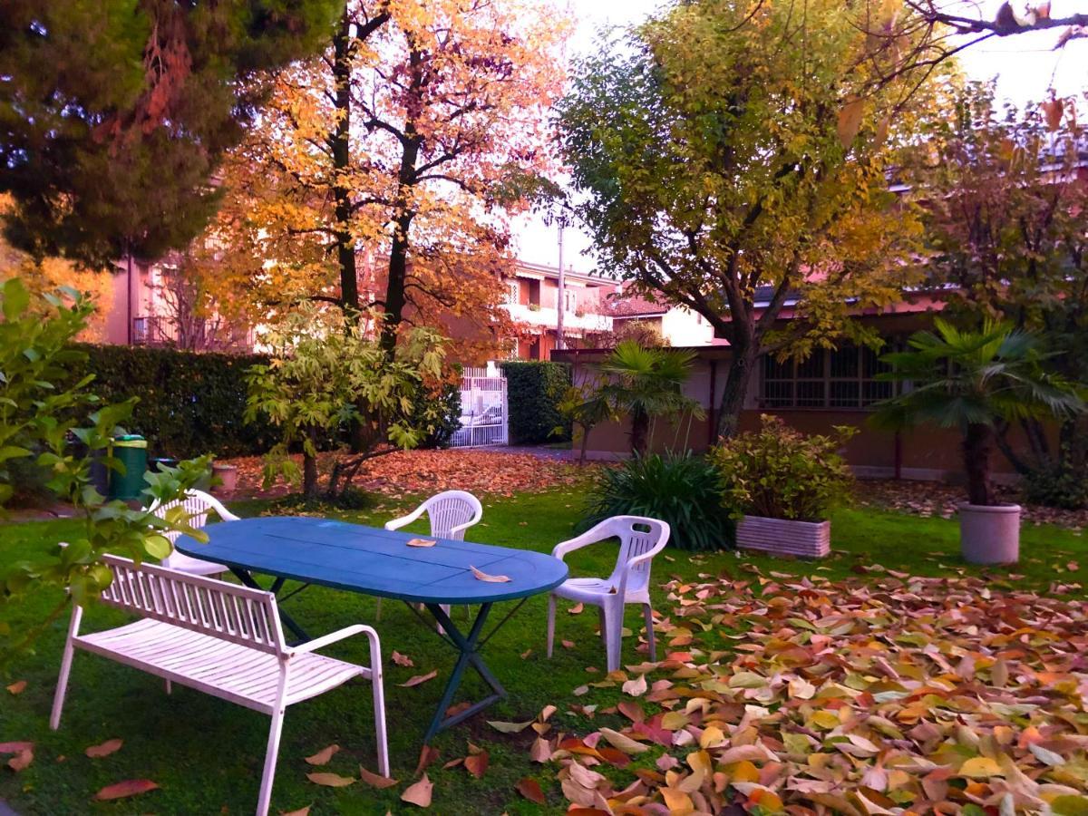 Appartamento Tra Monza E Milano Muggio Exterior photo